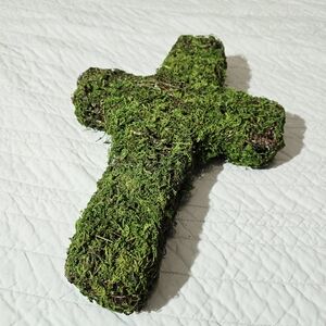 Green Moss Cross Home Art Decor